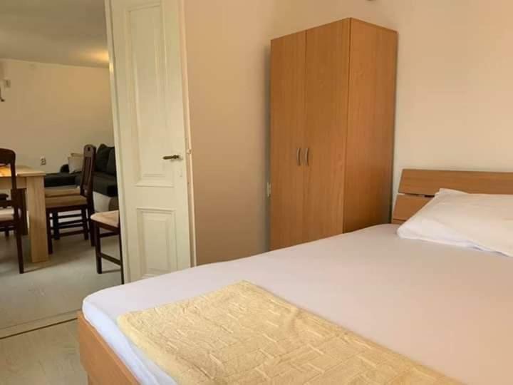 קוטור Apartments Dabovic מראה חיצוני תמונה